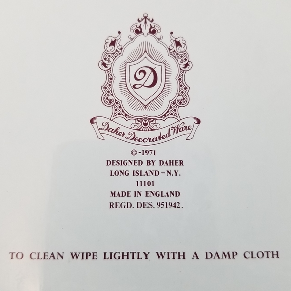 Vintage Daher Decorated Ware Floral Butterfly Strawberry Tin Bowl Serving Tray - Picture 7 of 9